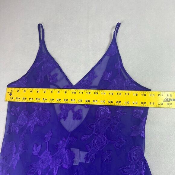California Dynasty Nightgown Women's Size Large Purple Floral Sheer Lightweight - Picture 4 of 8